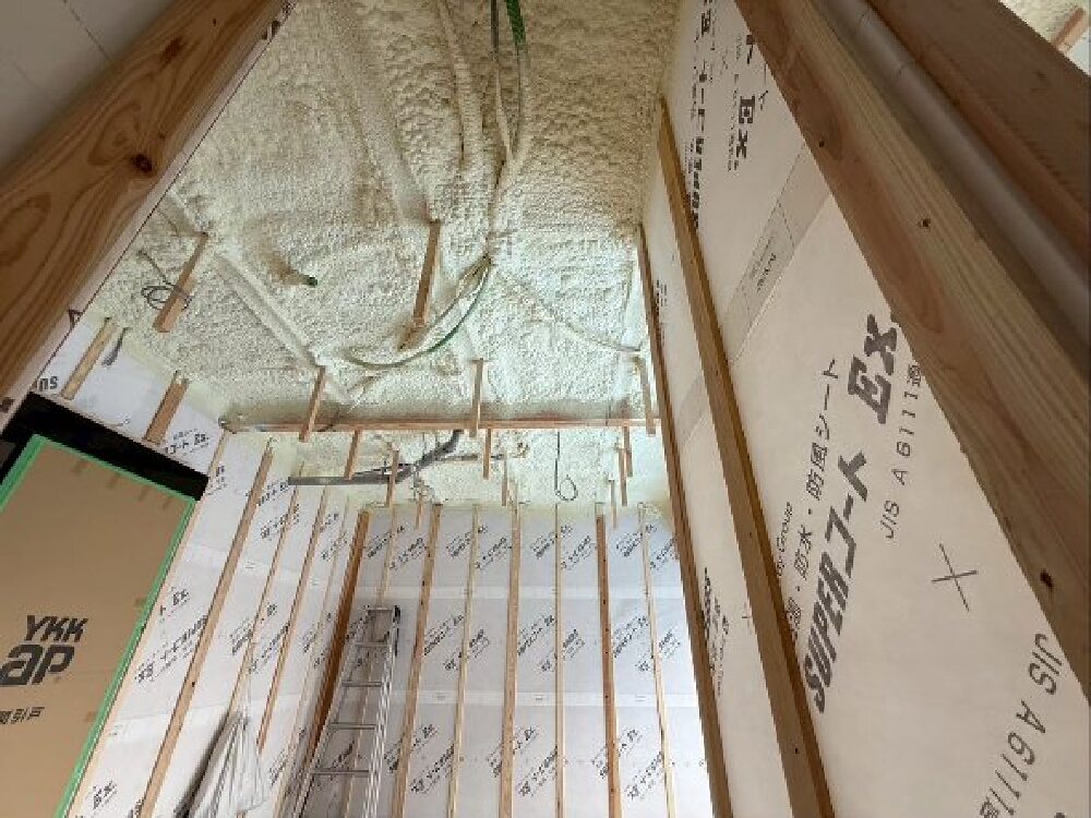 吹付け断熱材