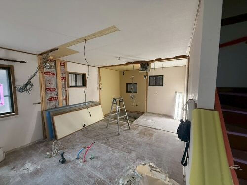 解体工事　設備機器撤去
