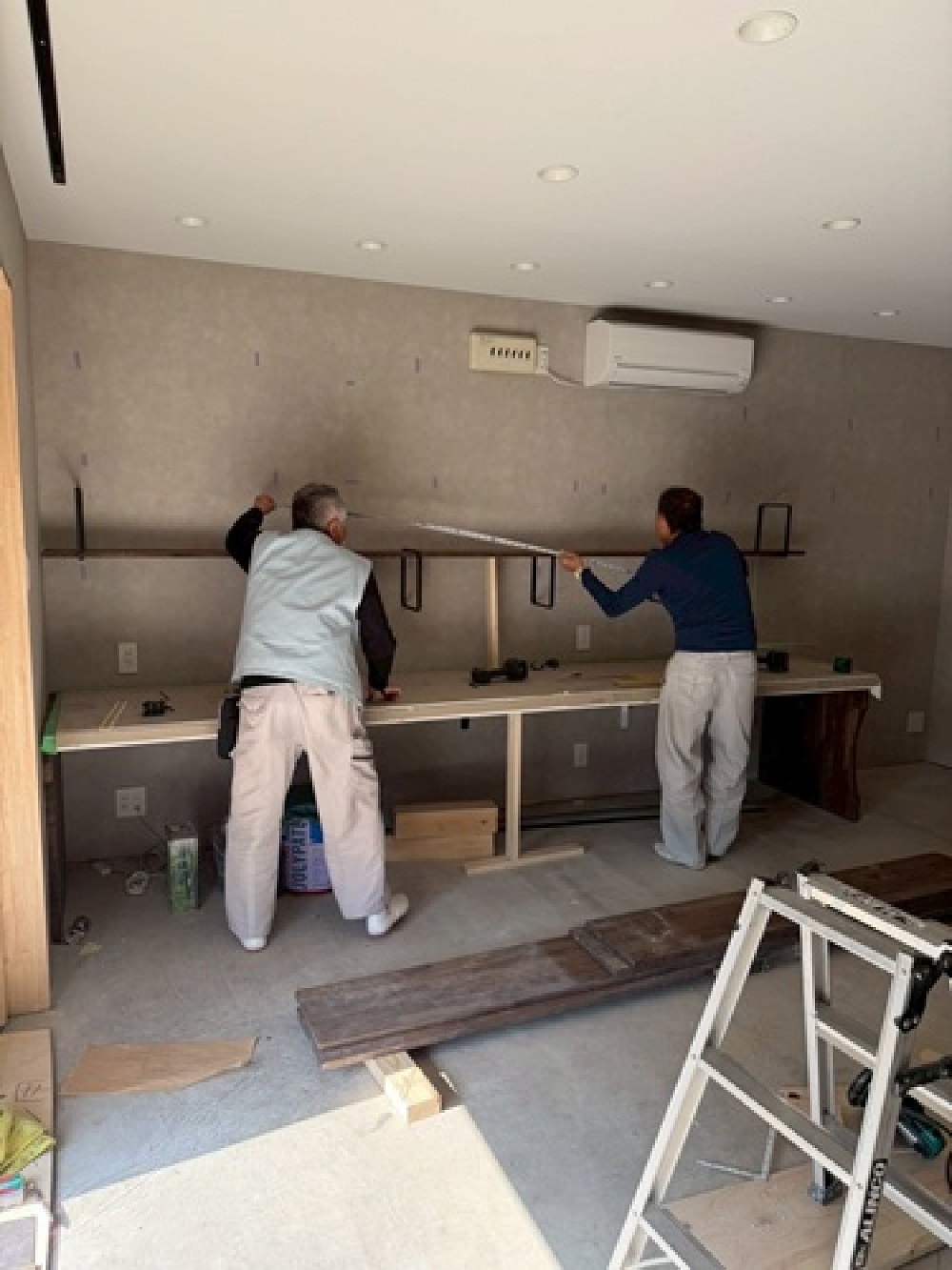 アイアンサークルブラケット