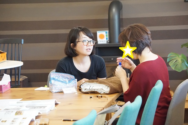 アロマのご説明の様子